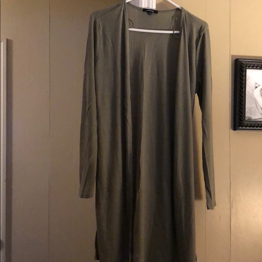 Open knit cardigan, slit sides, ribbed